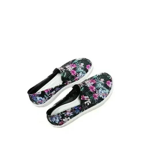 Crocs Floral Perforated Shoes Size 8 Pre loved Great Condition - Picture 1 of 8